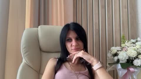 Snapshot of injaathome chatting on 20, 7, 2026 InjaAtHome online show from 20, 7, 2026
