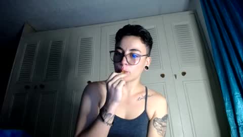 Snapshot of inkedgoddess58 chatting on 19, 7, 2026 lyan onlyfans n linda online show from 19, 7, 2026