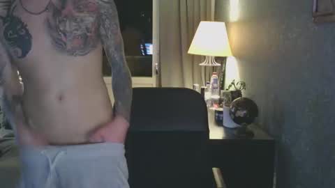 inkedsweed69 online show from 10, 4, 2026