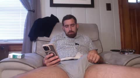 Snapshot of inmybackyard chatting on 26, 9, 2025 InMyBackyard online show from 26, 9, 2025