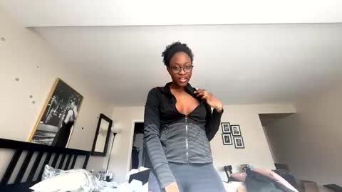 Snapshot of innerbloomenergyyyy chatting on 17, 2, 2026 Duckyyxxox online show from 17, 2, 2026