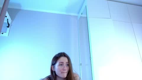 Lina online show from 18, 2, 2025