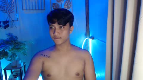 Snapshot of innocent_neil143 chatting on 19, 12, 2024 Neil online show from 19, 12, 2024