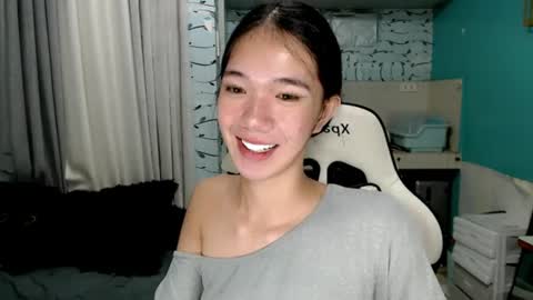 Snapshot of innocent_reign69 chatting on 15, 6, 2026 Reign online show from 15, 6, 2026