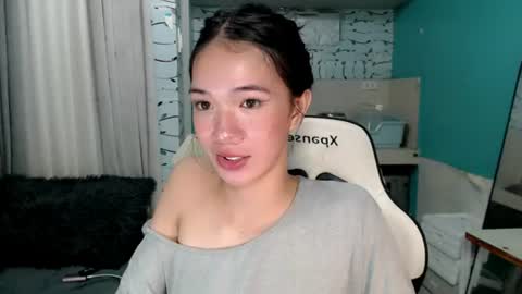 Snapshot of innocent_reign69 chatting on 8, 7, 2026 Reign online show from 8, 7, 2026
