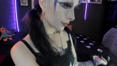   SANIA  online show from 18, 9, 2025