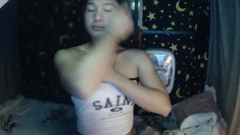 MAXINE online show from 4, 3, 2025