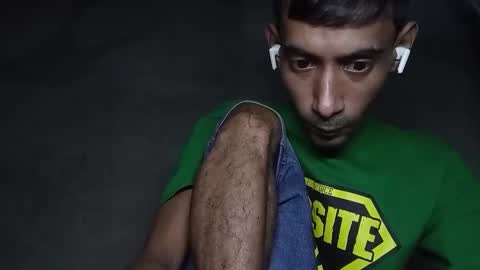 interne8famous online show from 10, 11, 2025