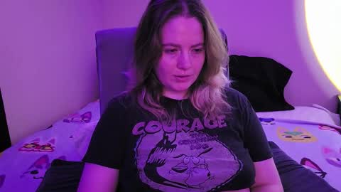 Faye online show from 23, 12, 2025