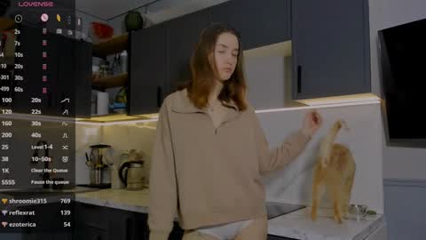 Snapshot of internetsexplorer chatting on 14, 12, 2024 Bernadette  Join  online show from 14, 12, 2024