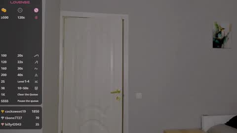 Snapshot of internetsexplorer chatting on 18, 2, 2025 Bernadette  Join  online show from 18, 2, 2025