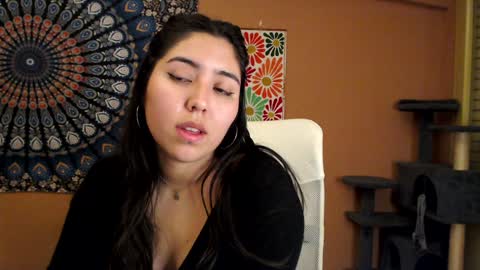 Snapshot of intimatetales chatting on 19, 12, 2024 Africa online show from 19, 12, 2024