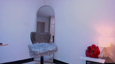 Pantyhose Queen online show from 24, 3, 2026