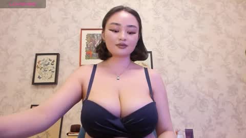 Snapshot of iolantthe chatting on 12, 2, 2025 Iolanthe online show from 12, 2, 2025