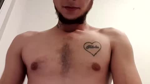 Snapshot of ionelgigelonuk chatting on 1, 11, 2025 GJuice online show from 1, 11, 2025