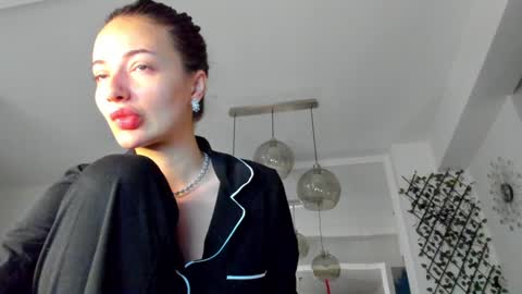 Ir s room online show from 5, 12, 2024