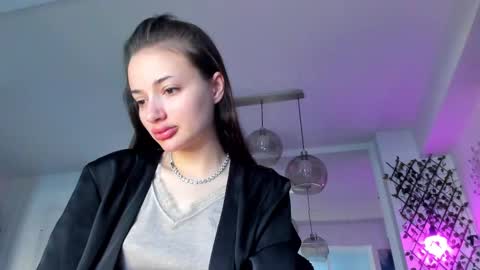 Ir s room online show from 7, 3, 2025