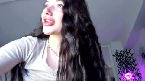 Ir s room online show from 7, 3, 2025