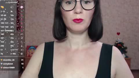 Snapshot of irenlarasani chatting on 19, 12, 2024 IrenLarasani online show from 19, 12, 2024