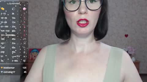 Snapshot of irenlarasani chatting on 7, 3, 2025 IrenLarasani online show from 7, 3, 2025