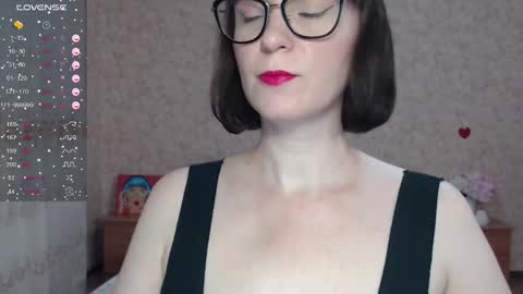 Snapshot of irenlarasani chatting on 3, 10, 2025 IrenLarasani online show from 3, 10, 2025