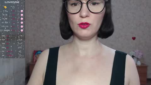 Snapshot of irenlarasani chatting on 4, 10, 2025 IrenLarasani online show from 4, 10, 2025