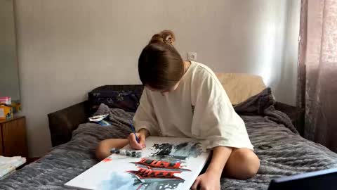 Evie online show from 15, 9, 2025