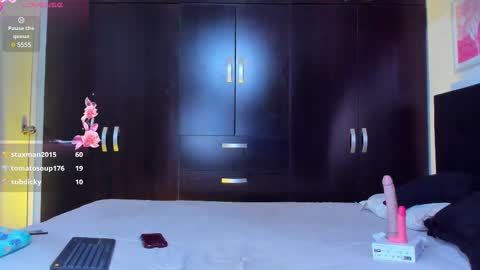 Snapshot of irirs_sex chatting on 25, 2, 2025 IrisVianca online show from 25, 2, 2025