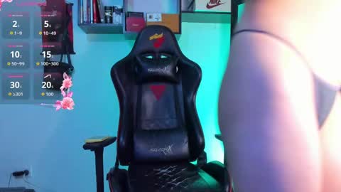 Snapshot of irirs_sex chatting on 19, 9, 2025 IrisVianca online show from 19, 9, 2025