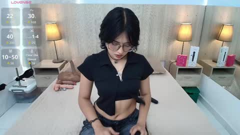Snapshot of iris_gomez chatting on 2, 6, 2026 Iris online show from 2, 6, 2026