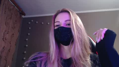 Lily online show from 14, 10, 2025