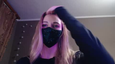 Lily online show from 27, 10, 2025