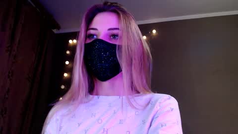 Snapshot of iris_lave chatting on 18, 1, 2026 Lily online show from 18, 1, 2026