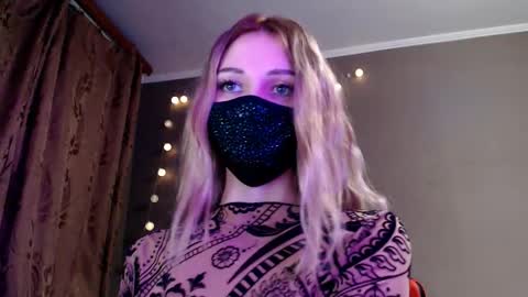 Snapshot of iris_lave chatting on 14, 2, 2026 Lily online show from 14, 2, 2026