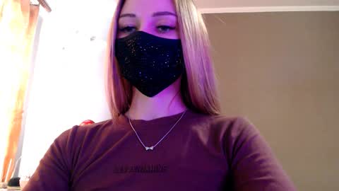 Snapshot of iris_lave chatting on 21, 2, 2026 Lily online show from 21, 2, 2026