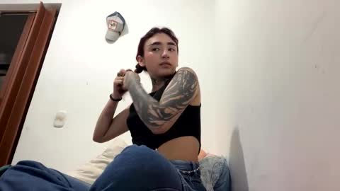  Iris  online show from 15, 1, 2025