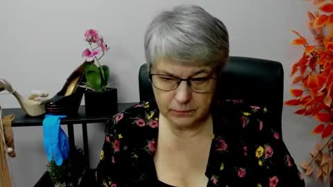 I R I S online show from 2, 12, 2024