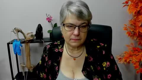 I R I S online show from 10, 12, 2024