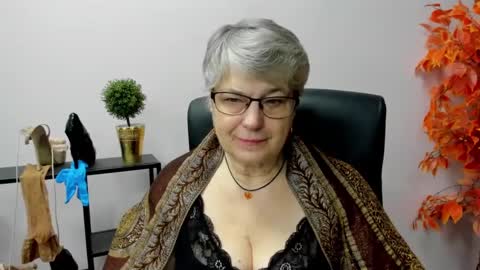 I R I S online show from 11, 2, 2025