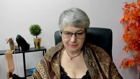 I R I S online show from 11, 2, 2025