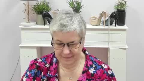 I R I S online show from 24, 2, 2026