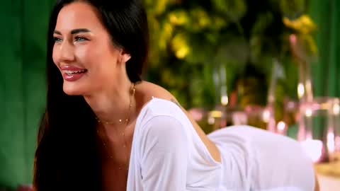 Snapshot of irisnightshade chatting on 23, 5, 2026 Maria online show from 23, 5, 2026
