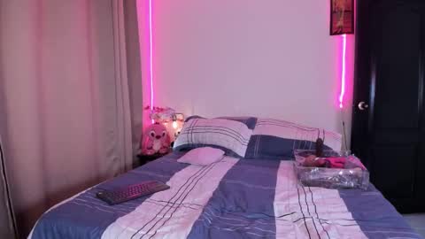 Iriss  online show from 15, 12, 2025