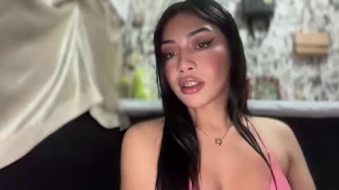 Snapshot of iriss_fox chatting on 3, 2, 2026 iriss_fox online show from 3, 2, 2026