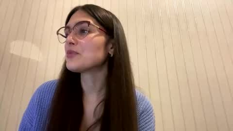 irisss31 online show from 28, 1, 2025