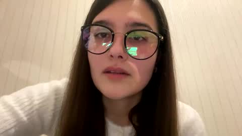 irisss31 online show from 26, 2, 2025