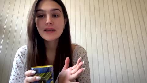 irisss31 online show from 5, 3, 2025