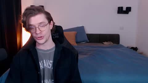 Sam online show from 4, 3, 2026