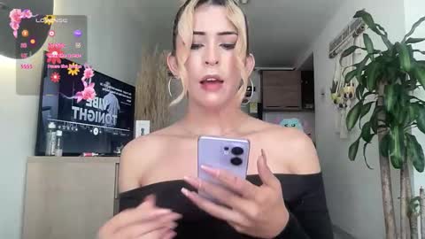 Isabella online show from 29, 3, 2026