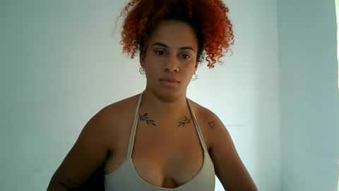 isa_bellaxx23 online show from 14, 9, 2025